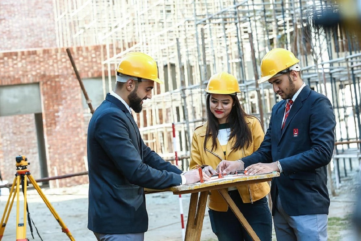 ACADEMIC BACHELOR OF CIVIL ENGINEERING “CONSTRUCTION MANAGEMENT”